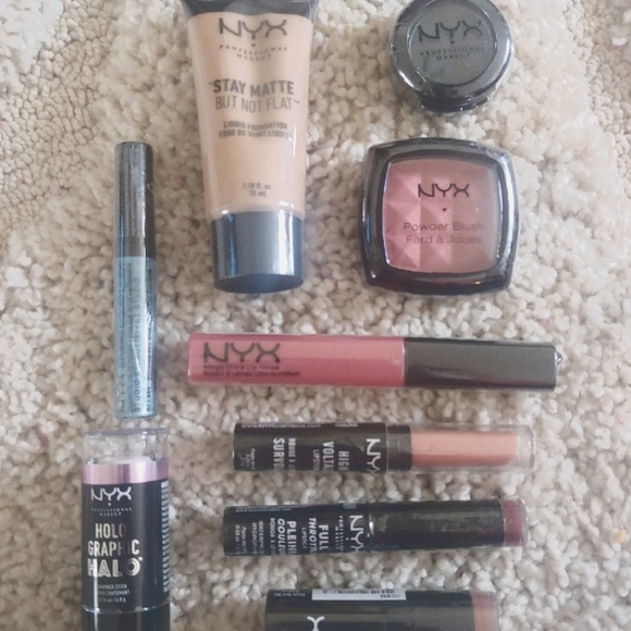 NYX Other - NYX Makeup Bundle